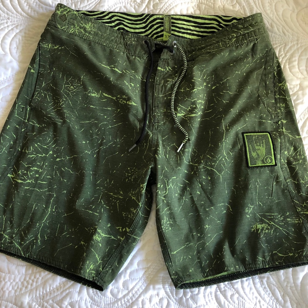 VOLCOM Board Shorts